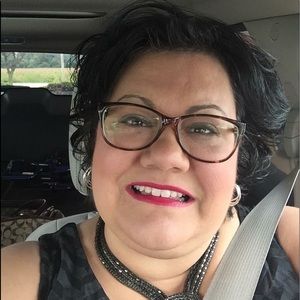 Meet your Posher, Tonya